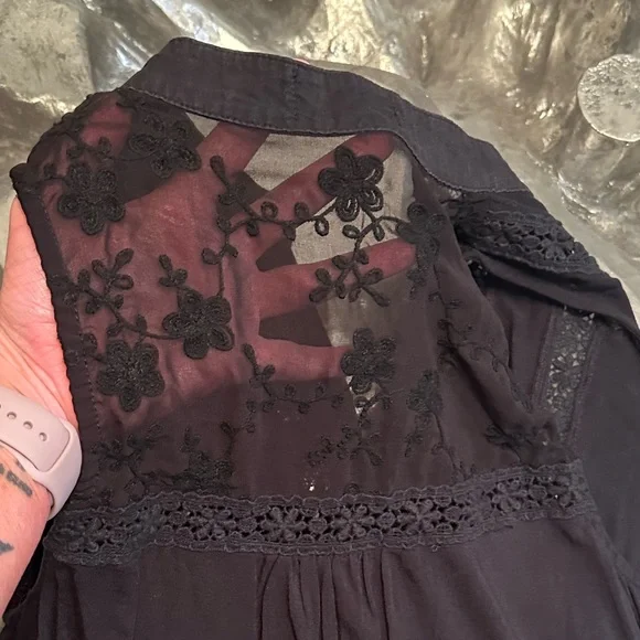 Blush Brand Button down dress tank top. Size medium - Picture 4 of 9